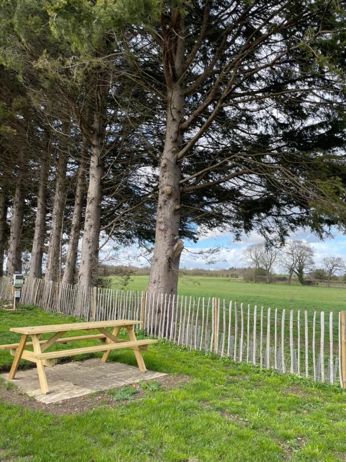 Henny Riverside Glamping Sudbury (Suffolk) Exterior foto
